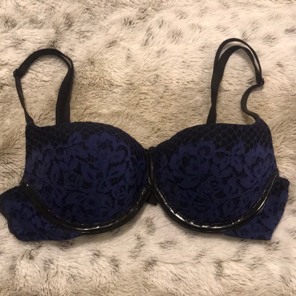 Victoria’s Secret Balconet Bra